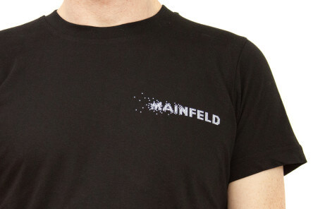 Mainfeld Raum für Kultur Logo auf schwarzem T-Shirt Brust